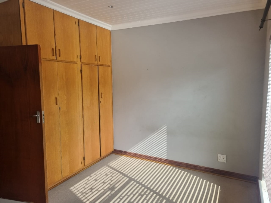 5 Bedroom Property for Sale in Universitas Free State